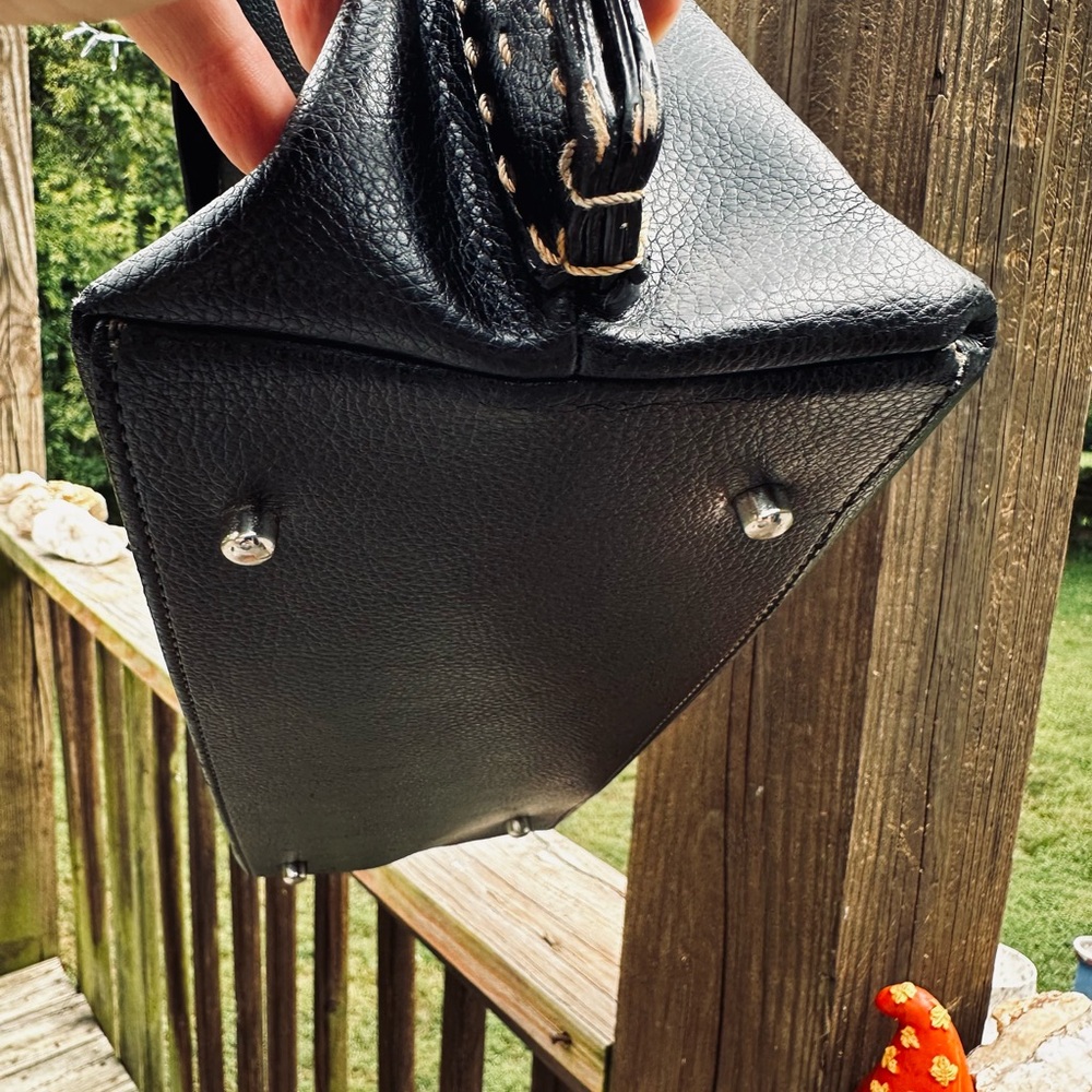 Stylish Large Slouchy Black Leather Carry All Bag. Chunky silver hardware EUC - Picture 11 of 13